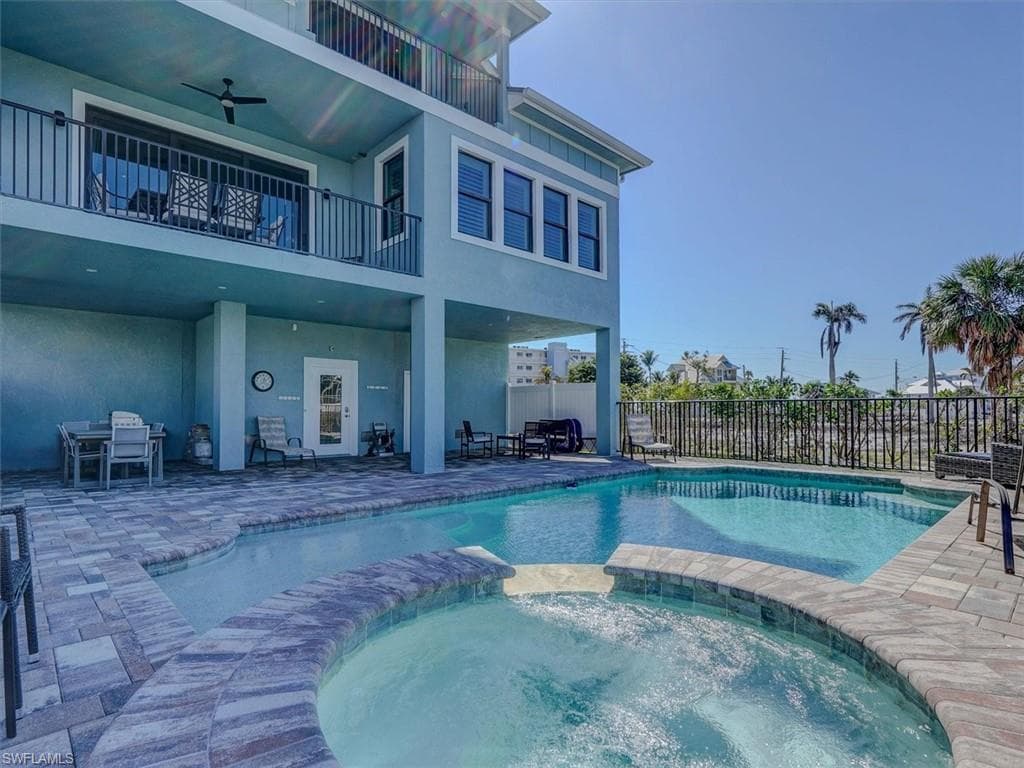 8327 Estero BLVD-3