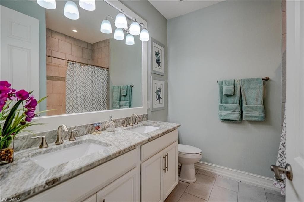 8327 Estero BLVD-28