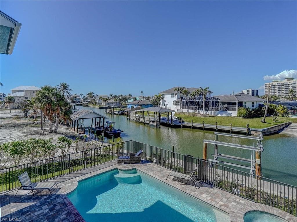 8327 Estero BLVD-41