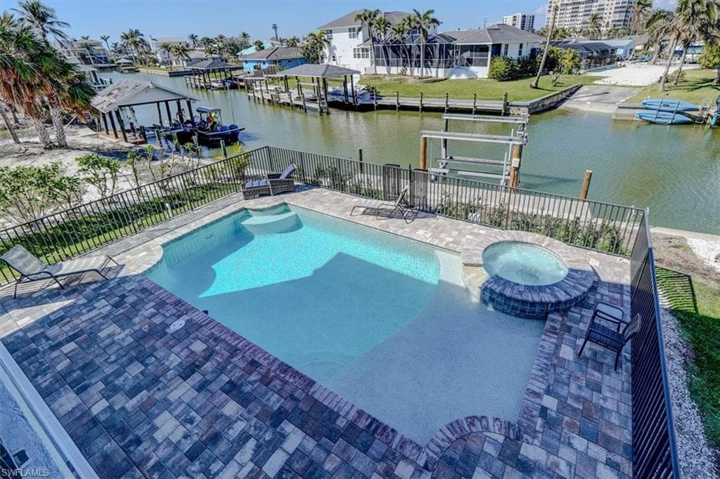 8327 Estero BLVD-35
