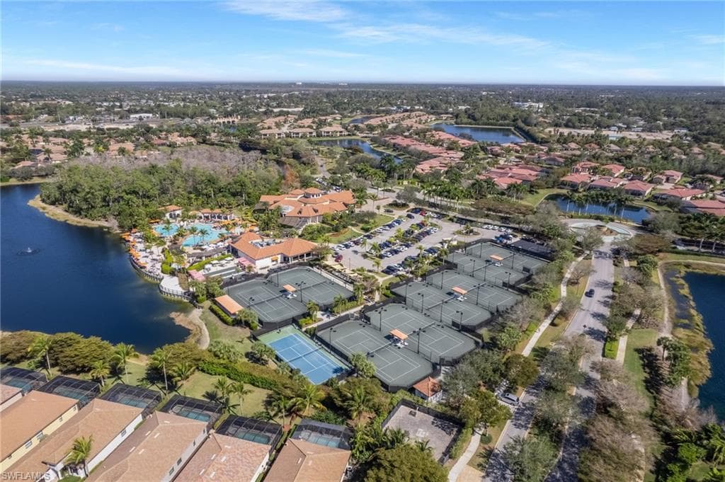 9484 Casoria CT 202-42