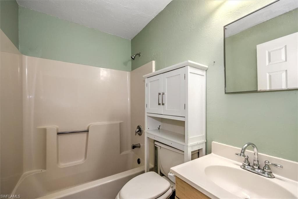 509 Capitol ST-26