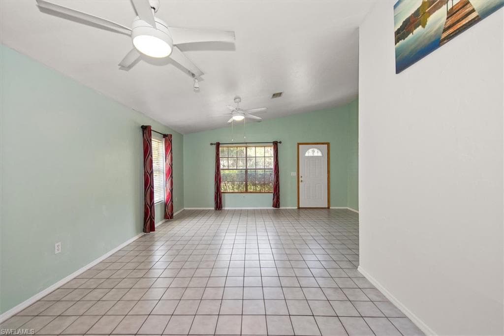 509 Capitol ST-10