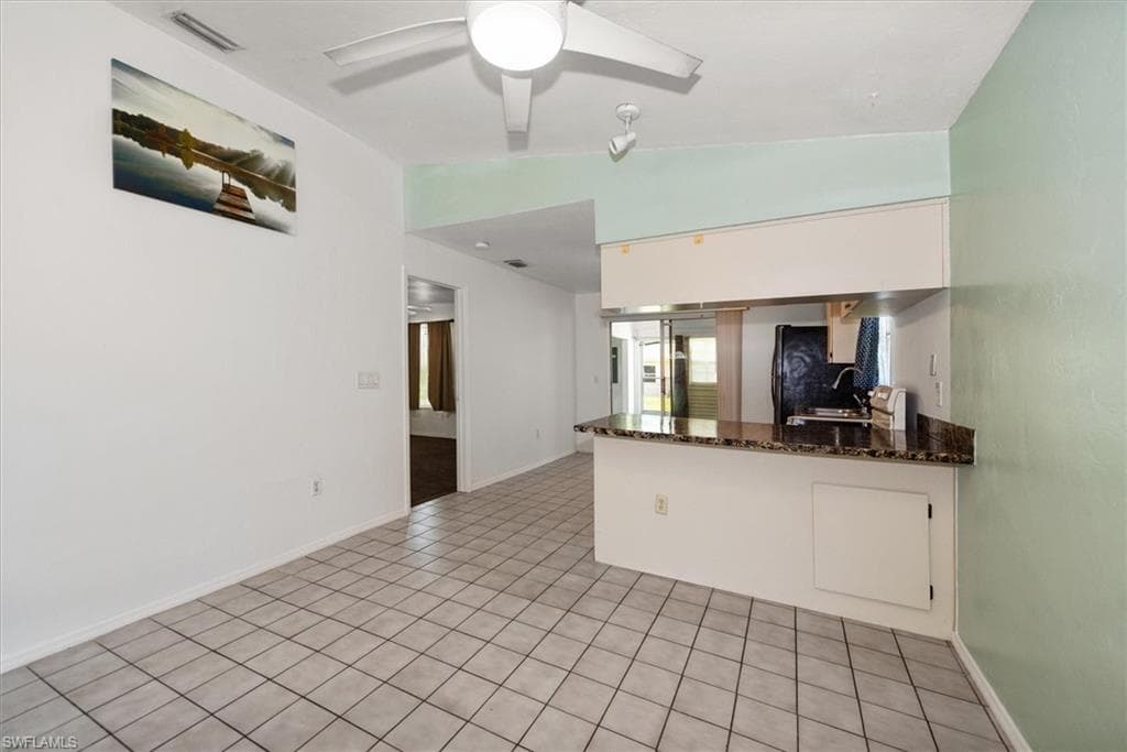 509 Capitol ST-11