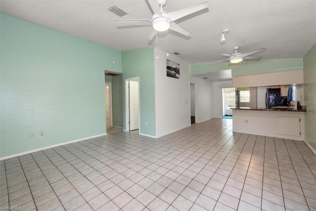 509 Capitol ST-4