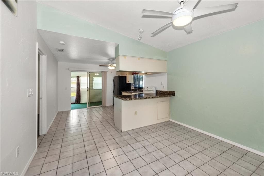 509 Capitol ST-8