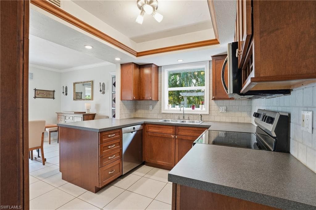 2500 10th ST N-6