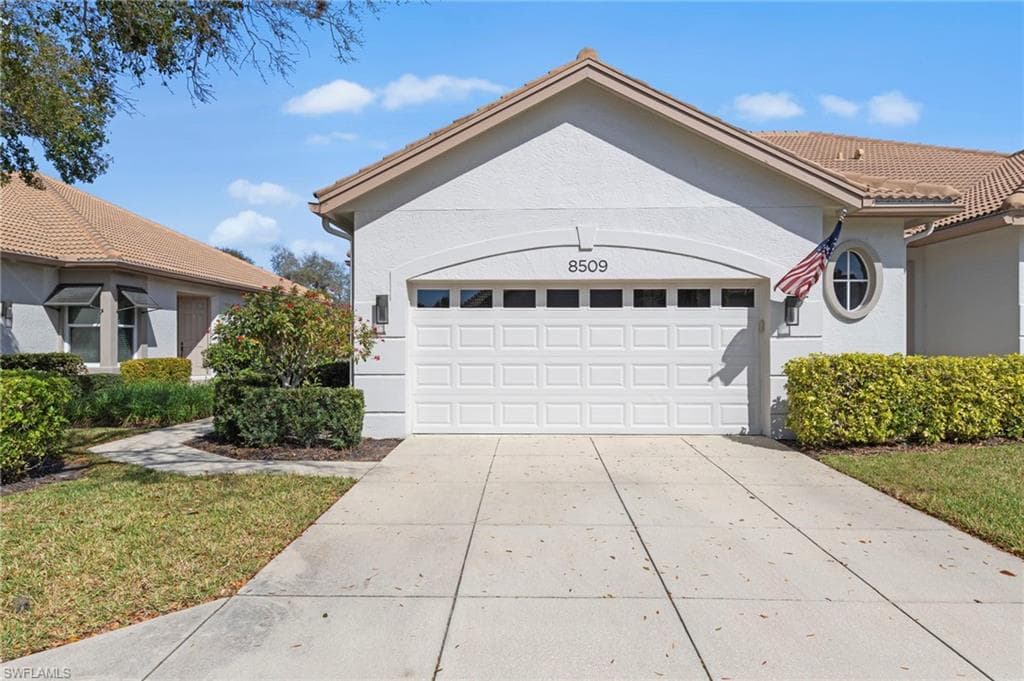 8509 Fairway Bend DR-6