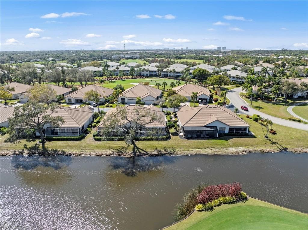 8509 Fairway Bend DR-37