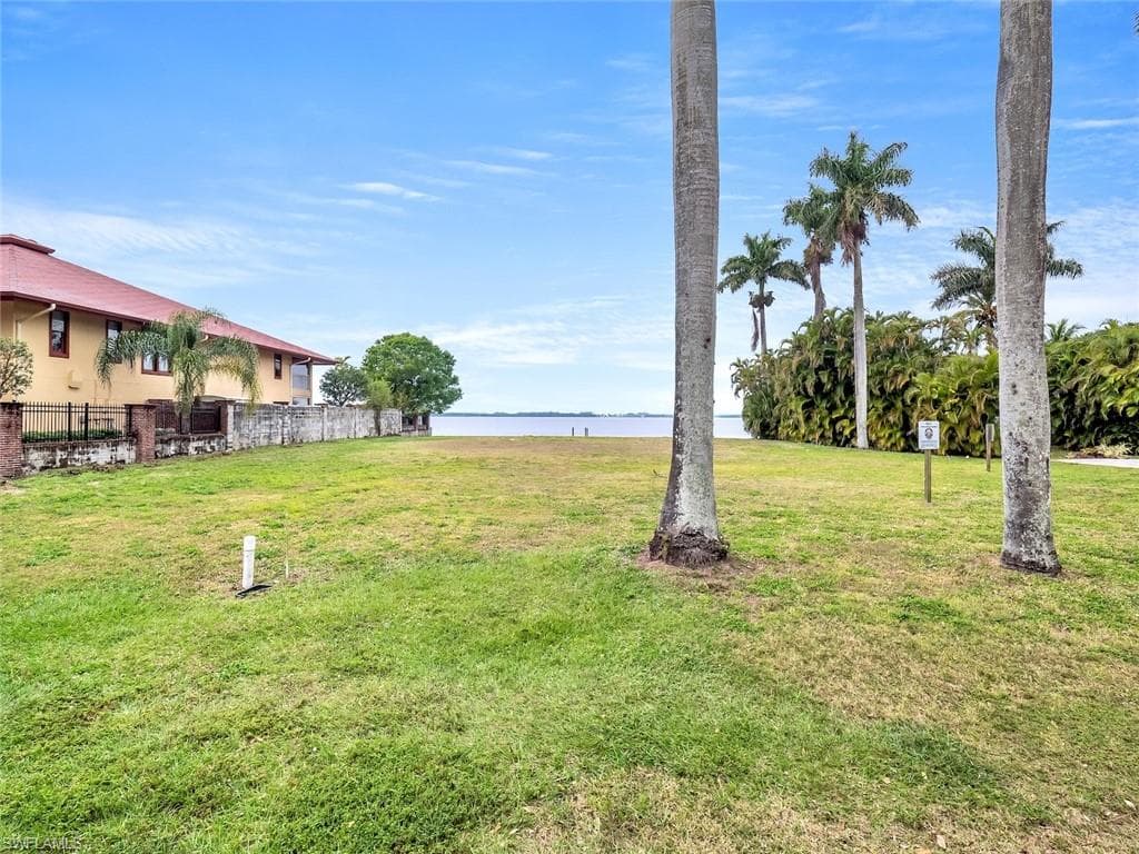 3508 Stuart CT-21