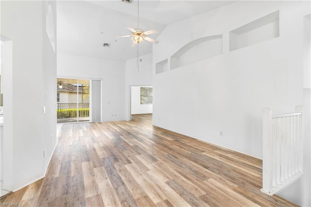7768 Gardner DR 202-9