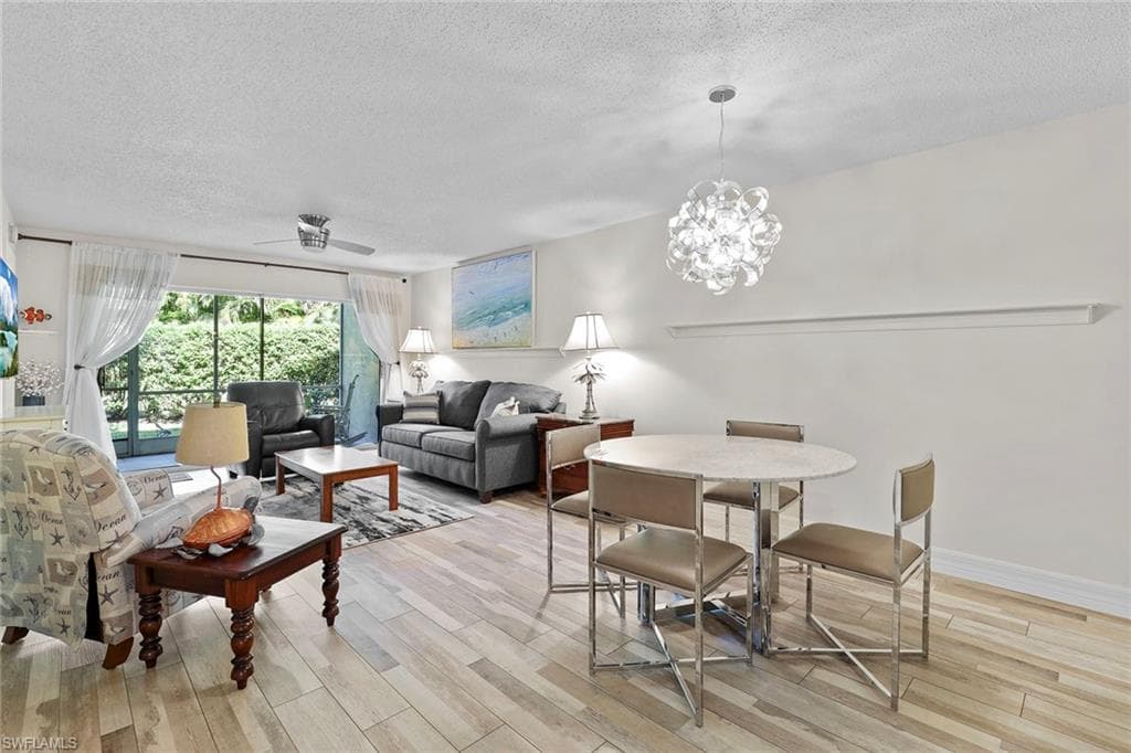 605 Squire CIR 103-6