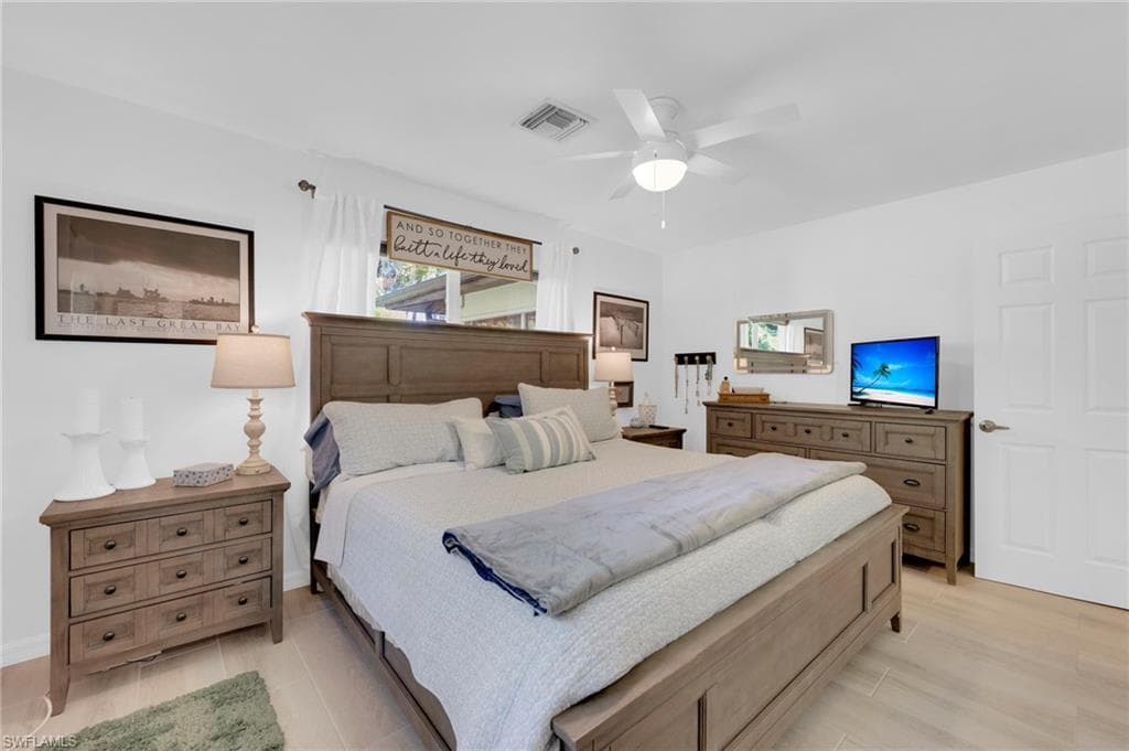 14526 Riverside DR-22