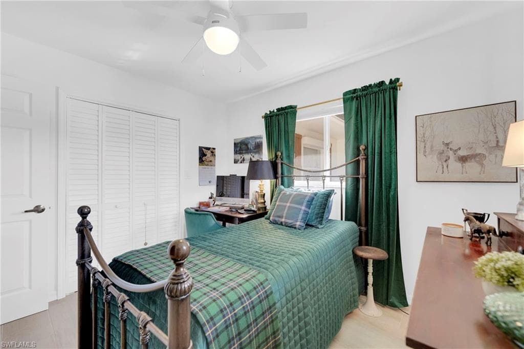 14526 Riverside DR-30