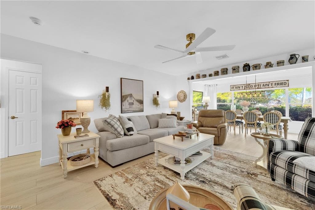 14526 Riverside DR-11