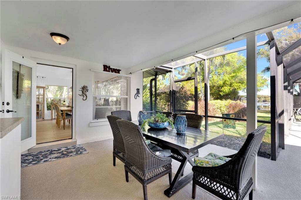 14526 Riverside DR-39