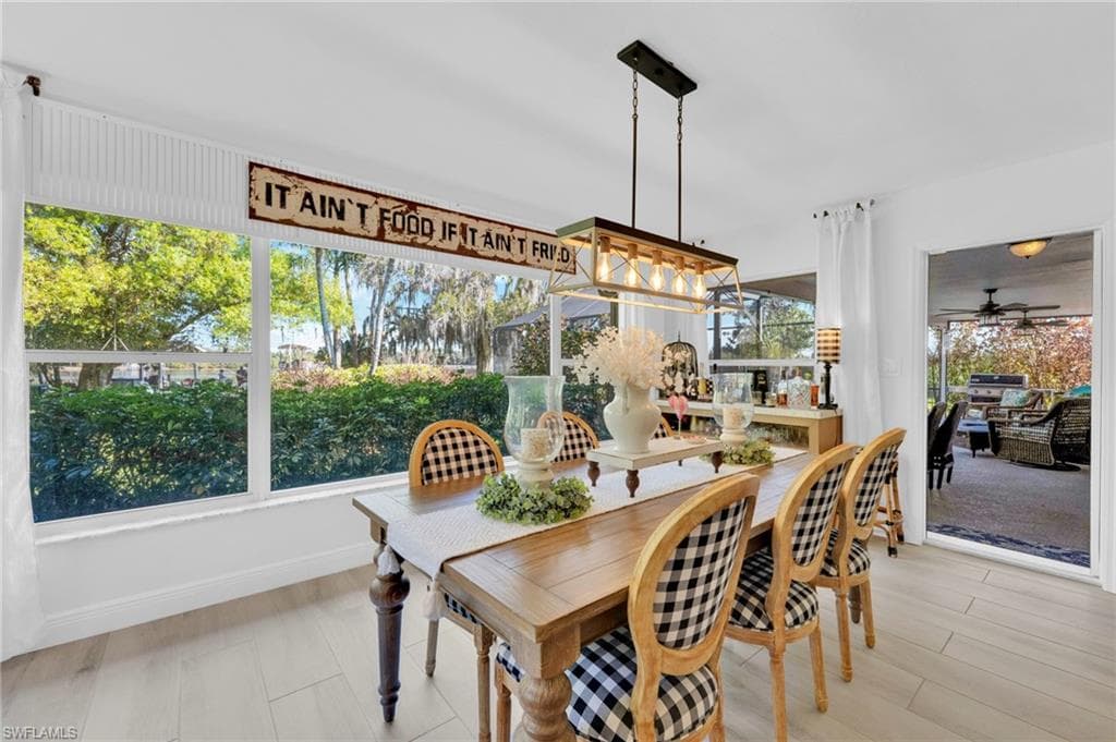 14526 Riverside DR-8