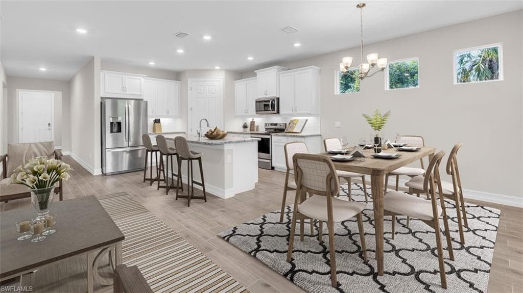 572 SPRING HILL LAKE LOOP-2