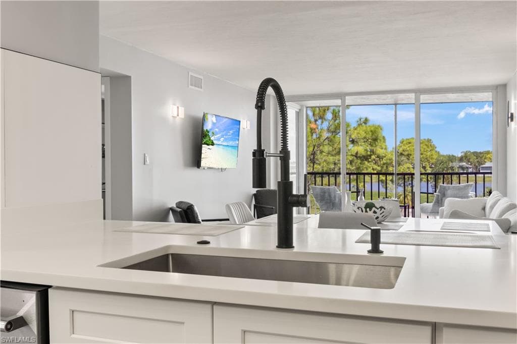 25804 Cockleshell DR 314-11