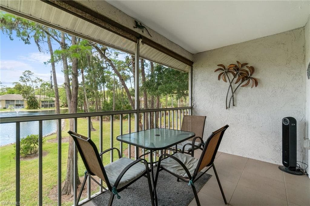 5700 Woodmere Lake CIR E201-16