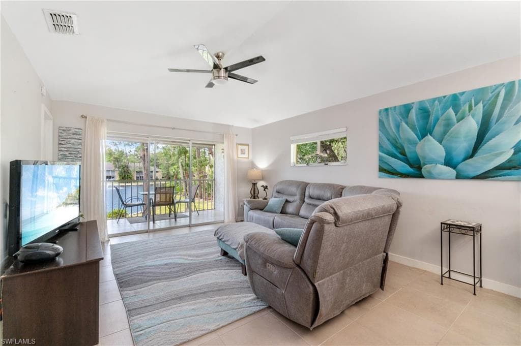 5700 Woodmere Lake CIR E201-5
