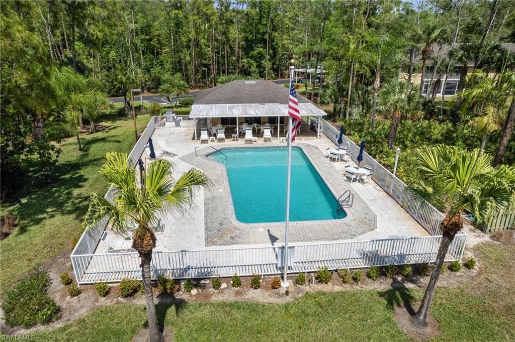 5700 Woodmere Lake CIR E201-21
