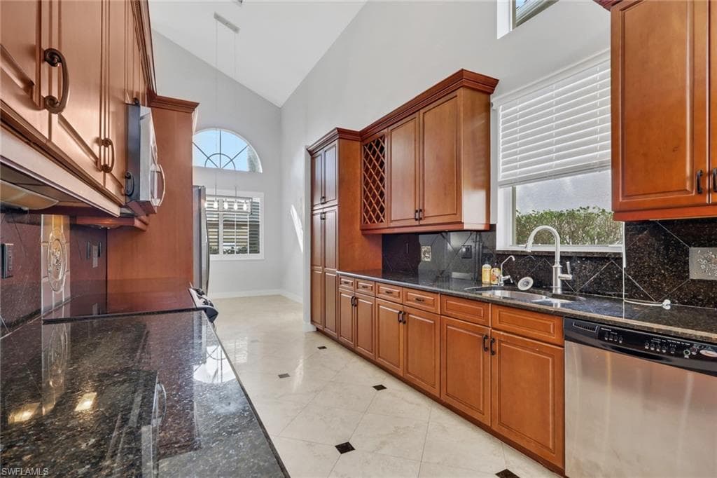 2137 Isla De Palma CIR-22
