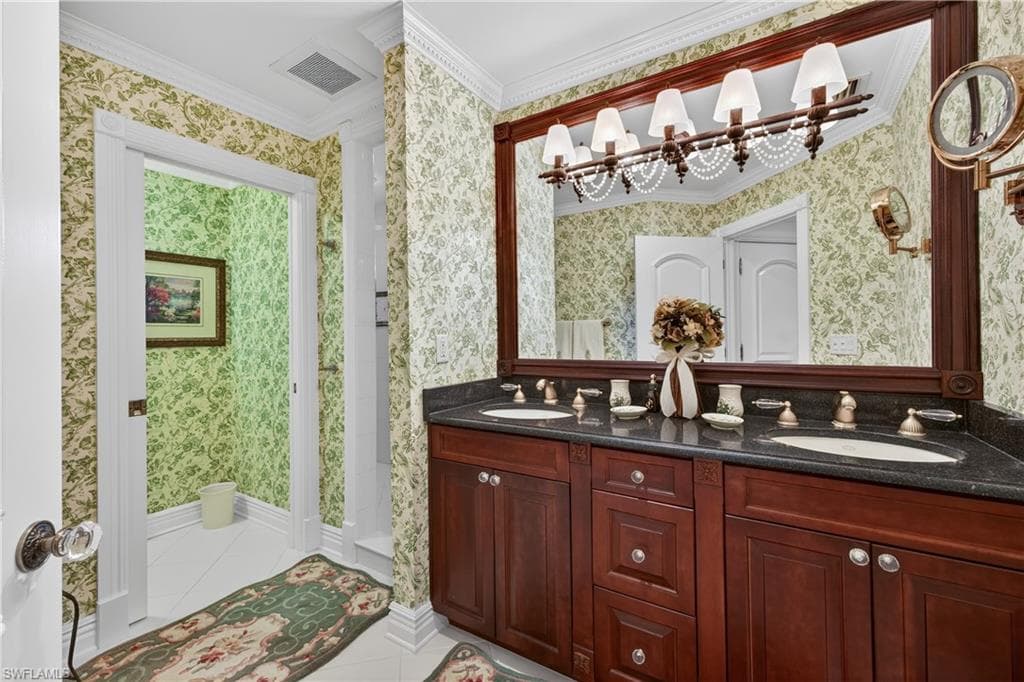 12782 Yacht Club CIR-47
