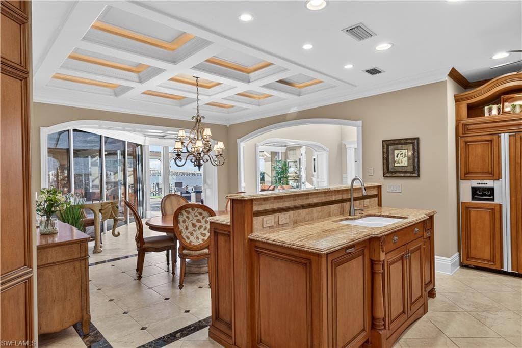 12782 Yacht Club CIR-12