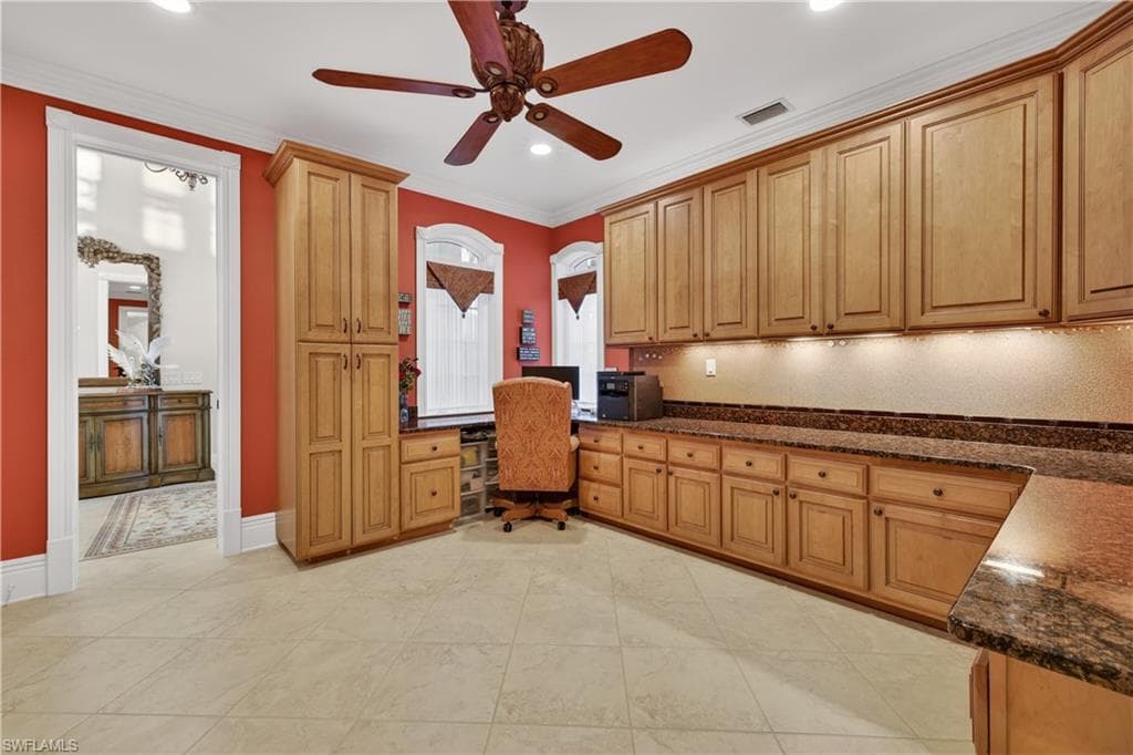 12782 Yacht Club CIR-49