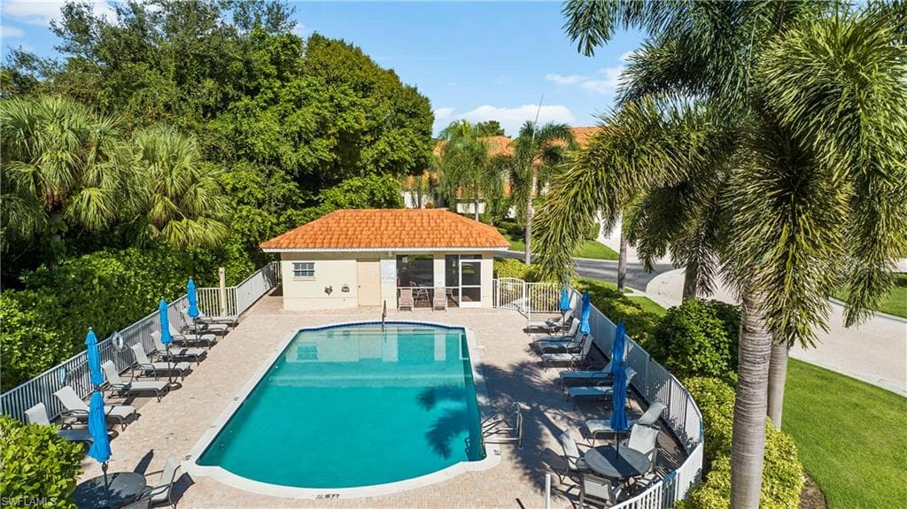 1190 Egrets Walk CIR 103-32