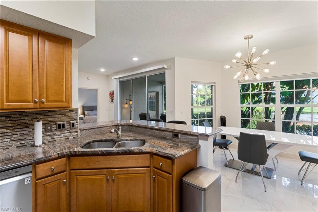 1190 Egrets Walk CIR 103-9