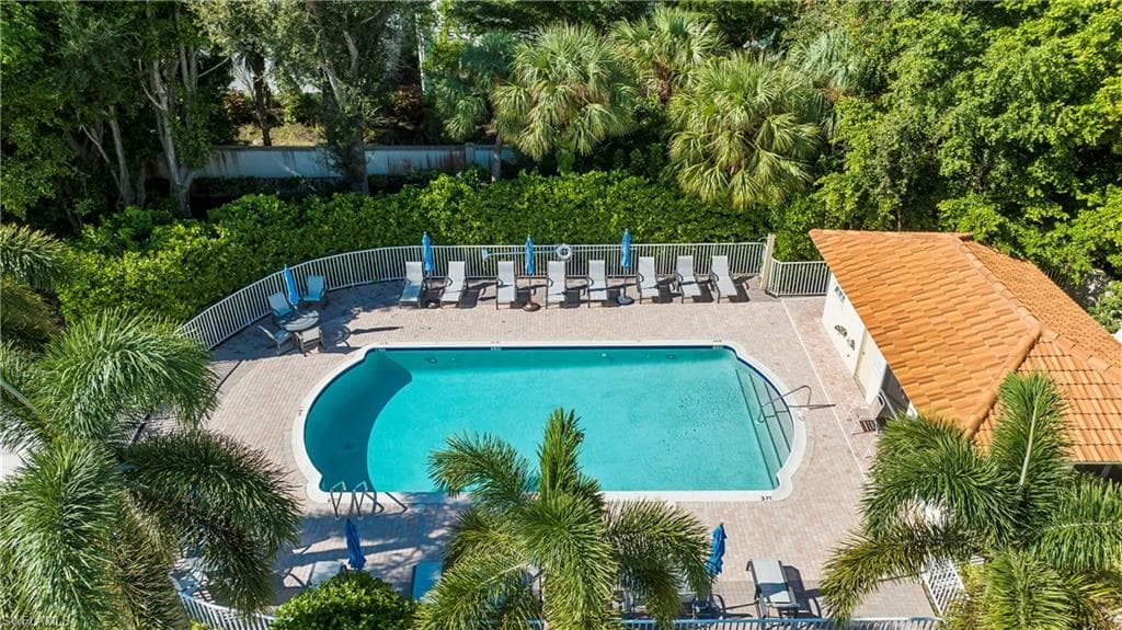 1190 Egrets Walk CIR 103-30