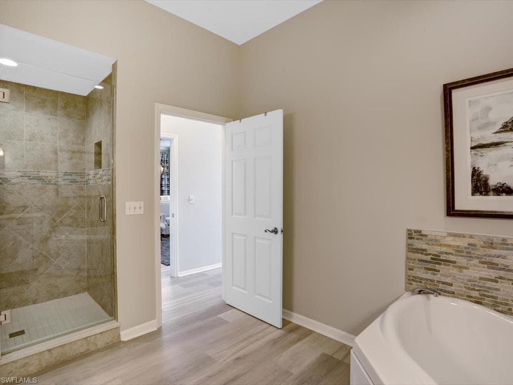 1051 Egrets Walk CIR 7-201-20