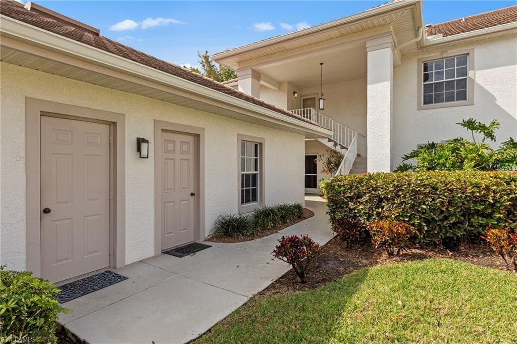 8291 Grand Palm DR 2-9