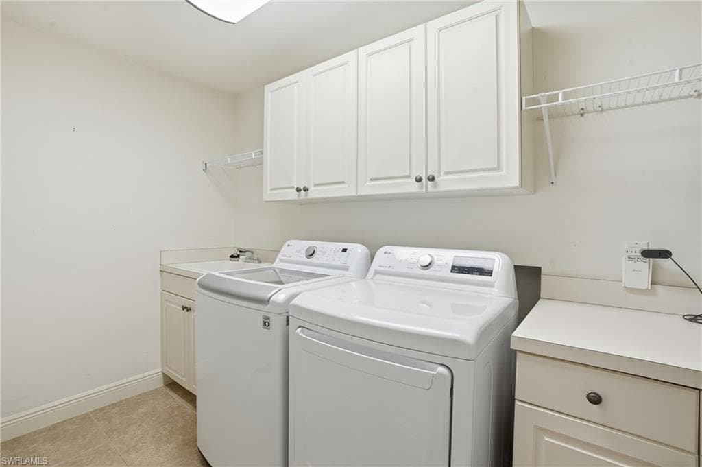 2090 W 1st ST 1206-34