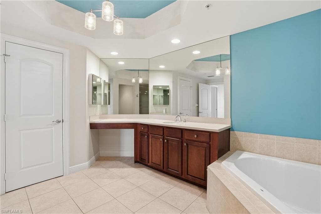 2090 W 1st ST 1206-25