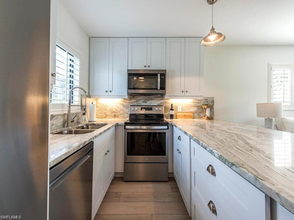 746 Eagle Creek DR 101-4