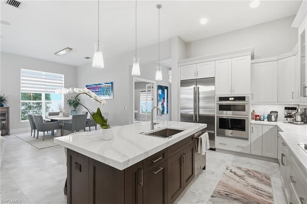 9700 Moonflower LN-13
