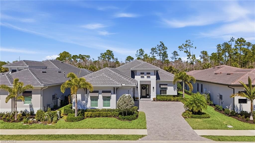 9700 Moonflower LN-38