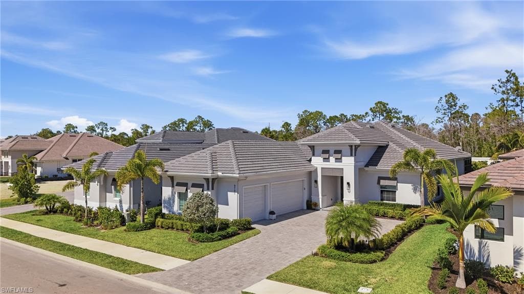 9700 Moonflower LN-39