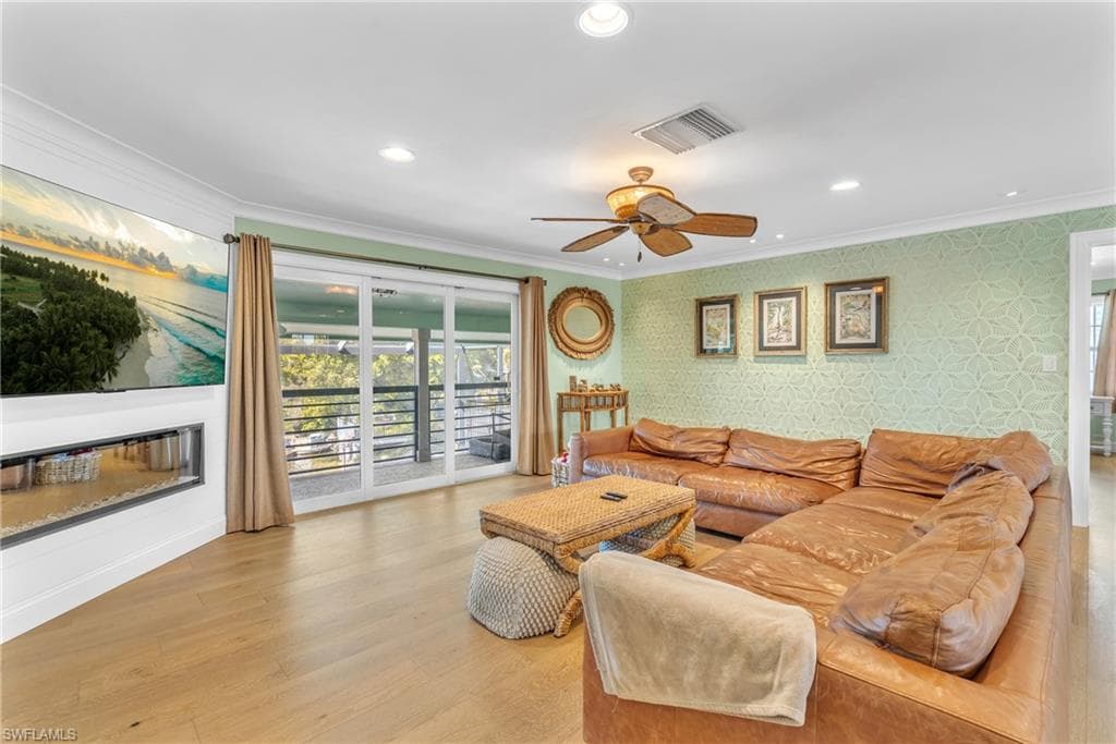 3001 50th ST SW-24
