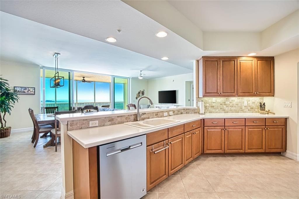 12601 Mastique Beach BLVD 1802-12