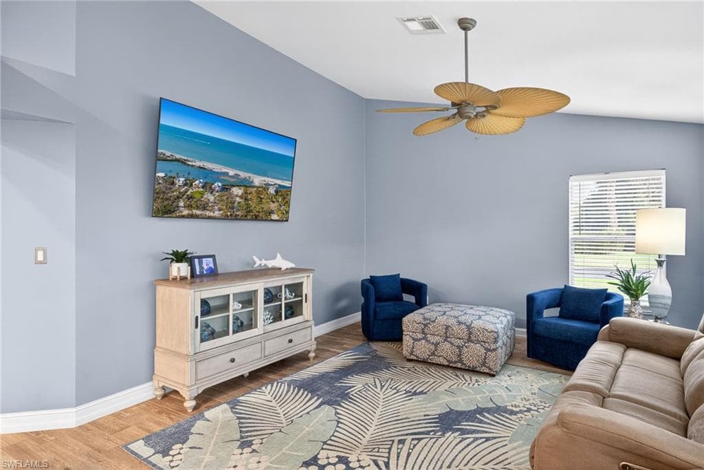 390 Saint Andrews BLVD-16