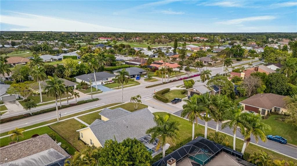 390 Saint Andrews BLVD-36