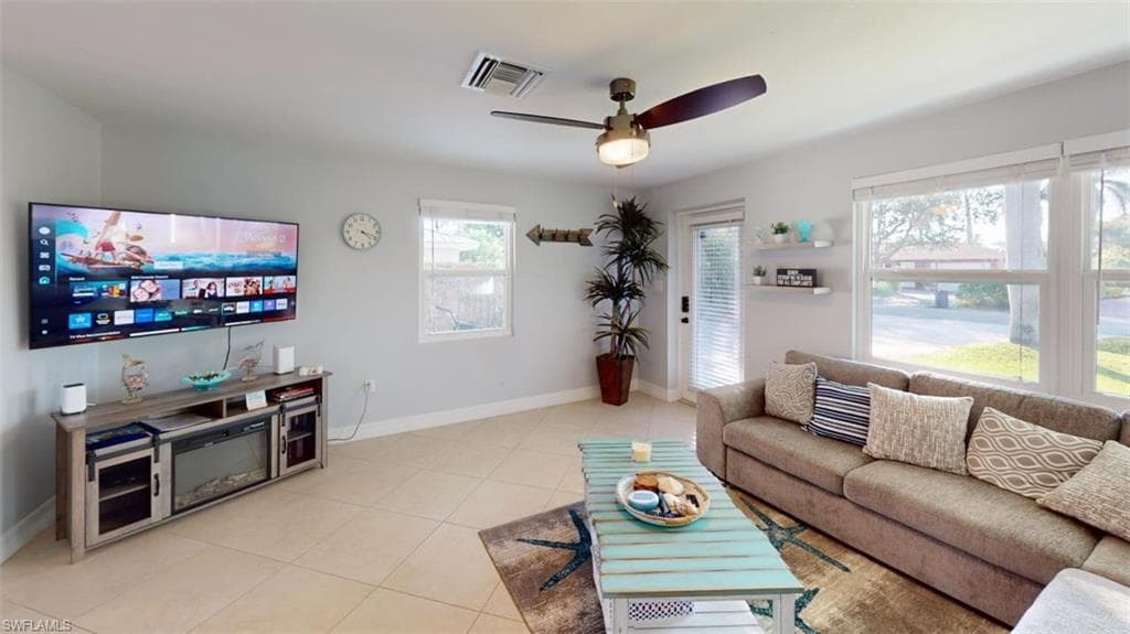 560 E Valley DR-3