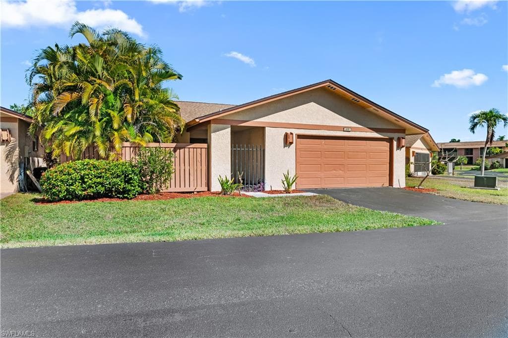 6479 Royal Woods DR-1