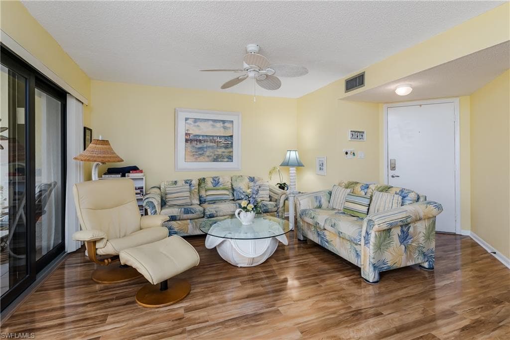 1514 Mainsail DR 4-7
