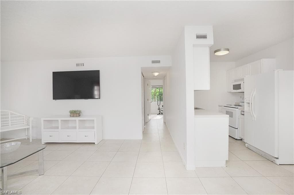 4635 Bayshore DR P7-24