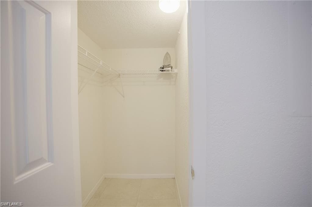 4635 Bayshore DR P7-11